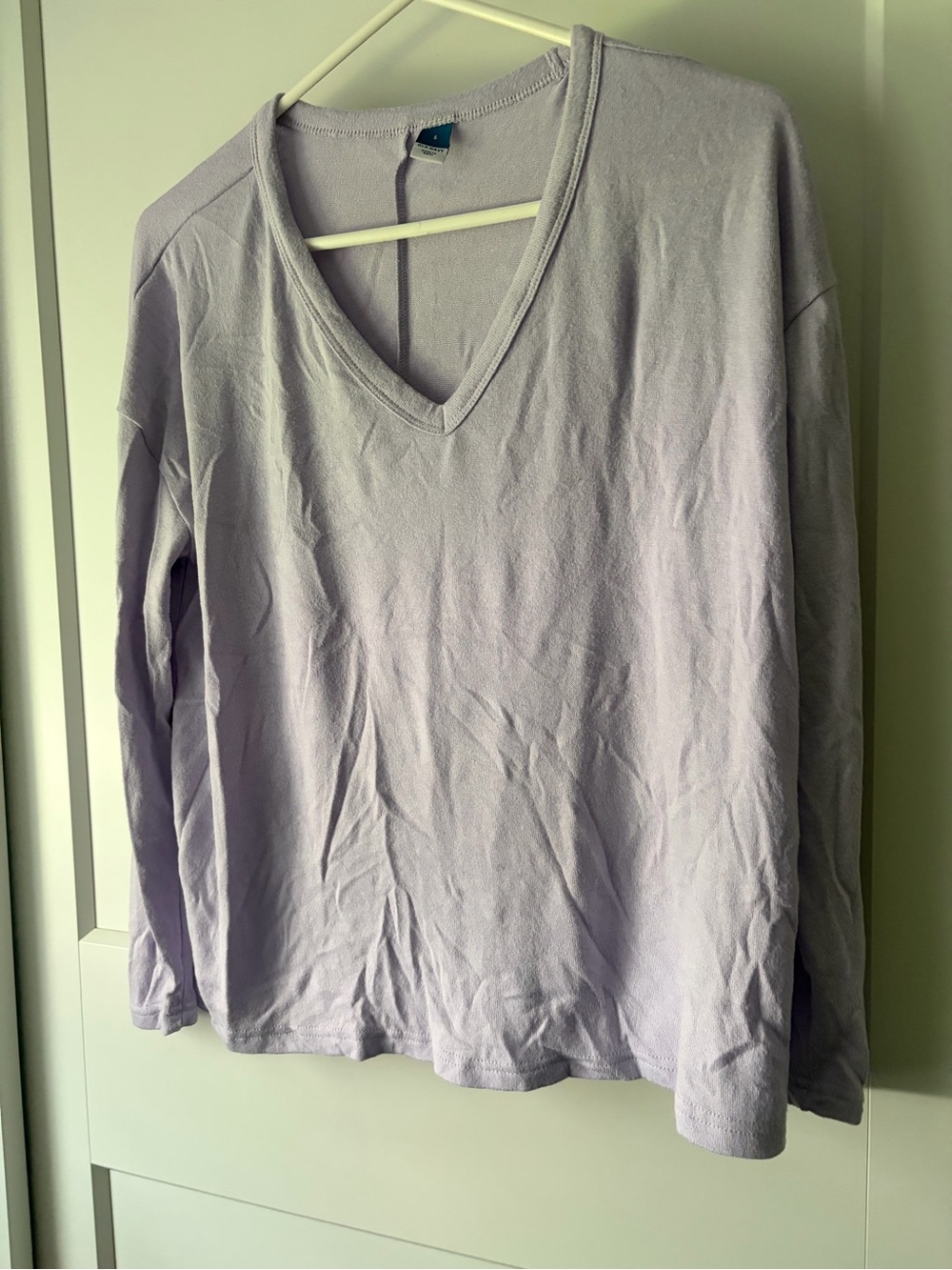 Old Navy Light Purple V-Neck Long Sleeve Women's Top - s